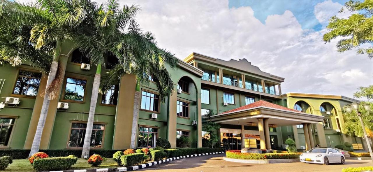 Dork Jumpa Hotel Вьентьян Экстерьер фото