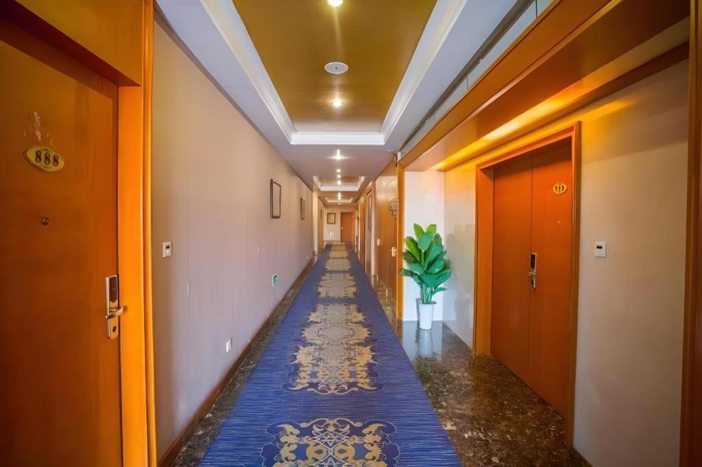 Dork Jumpa Hotel Вьентьян Экстерьер фото