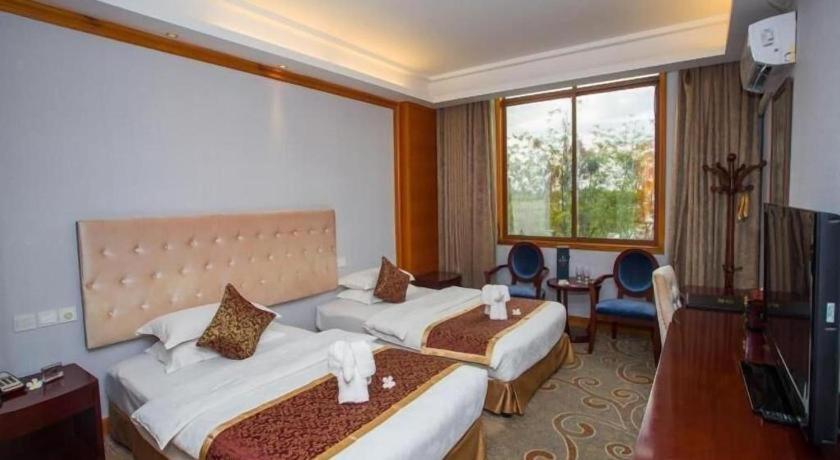 Dork Jumpa Hotel Вьентьян Экстерьер фото